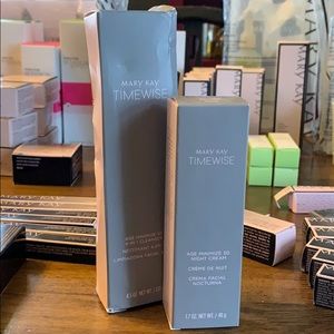Mary Kay age minimize cleanser and night cream set